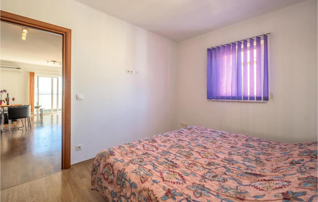 Stunning Apartment In Crikvenica With Wifi Kültér fotó