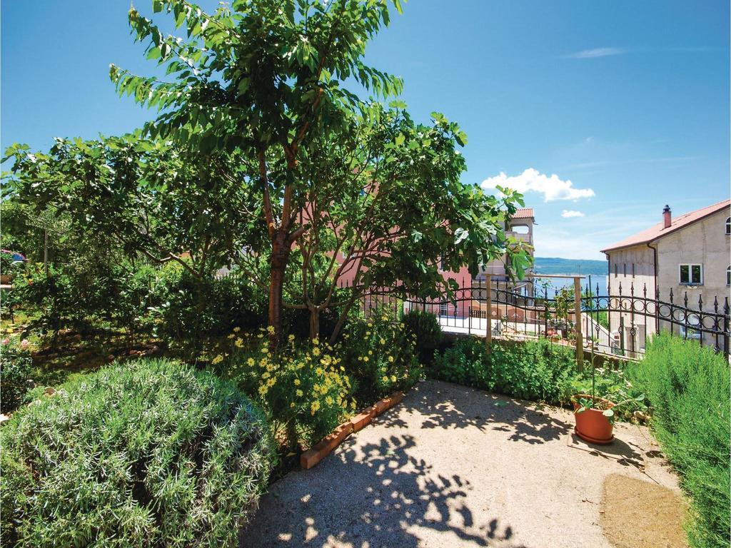 Stunning Apartment In Crikvenica With Wifi Kültér fotó