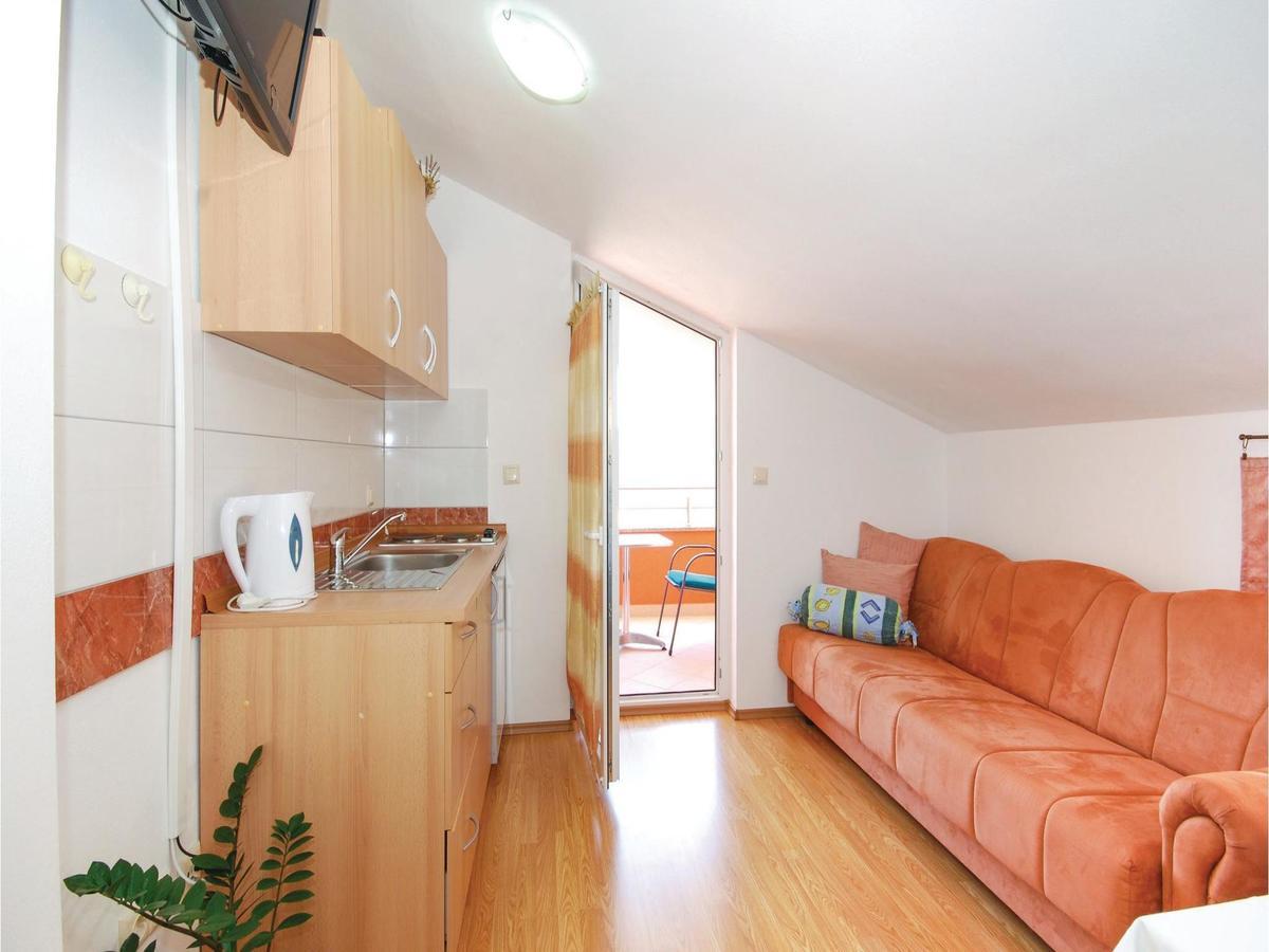 Stunning Apartment In Crikvenica With Wifi Kültér fotó